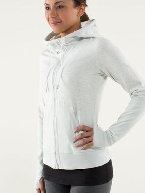 Lululemon voyage hoodie jacket 8